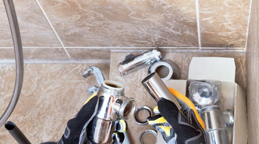 Professional gutter cleaning in Port Charlotte, FL